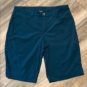 Eddie Bauer Bermuda shorts